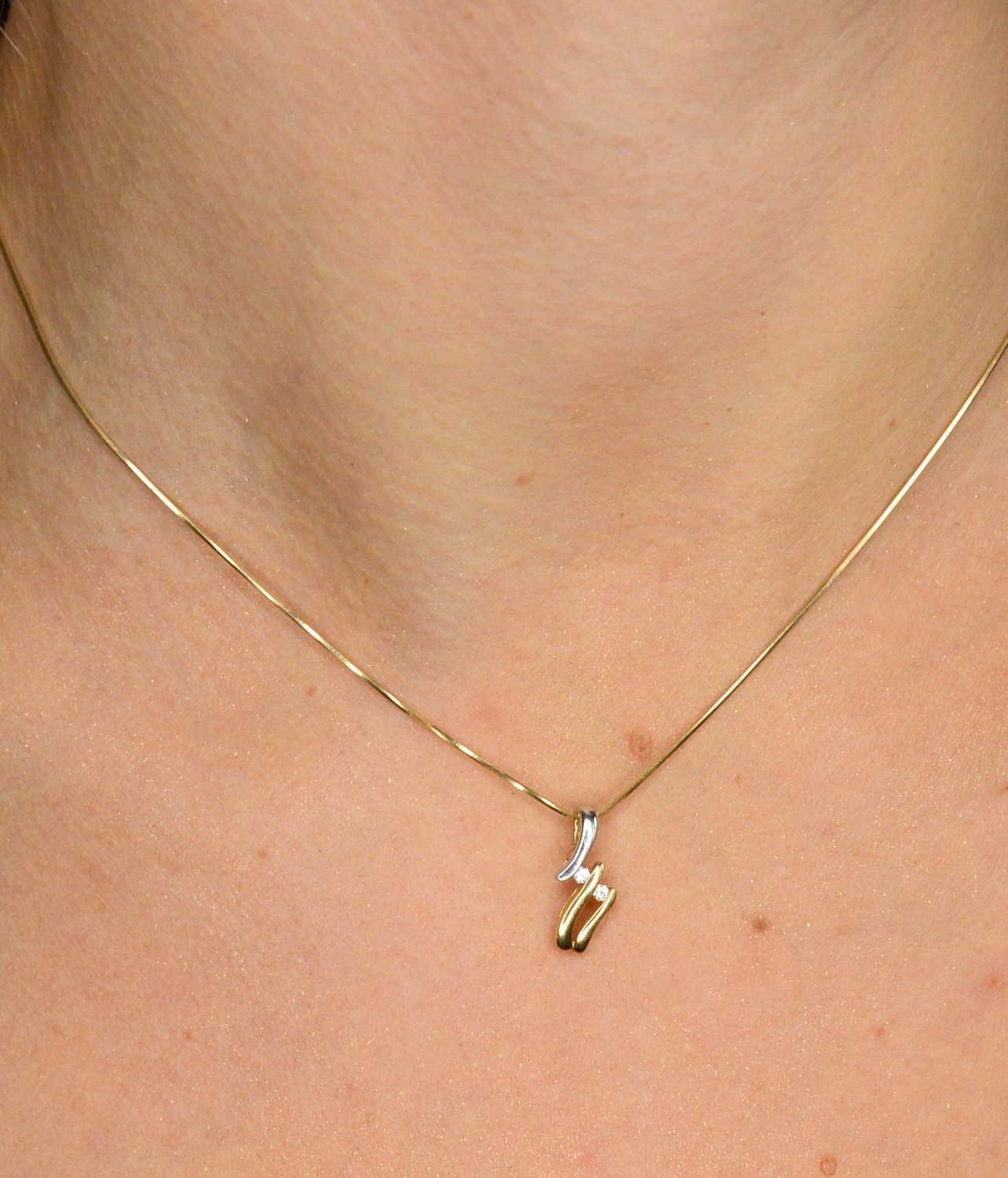 Zawieszka złota DIAMENT białe złoto, diamenty 0660027173 HSI.jpg